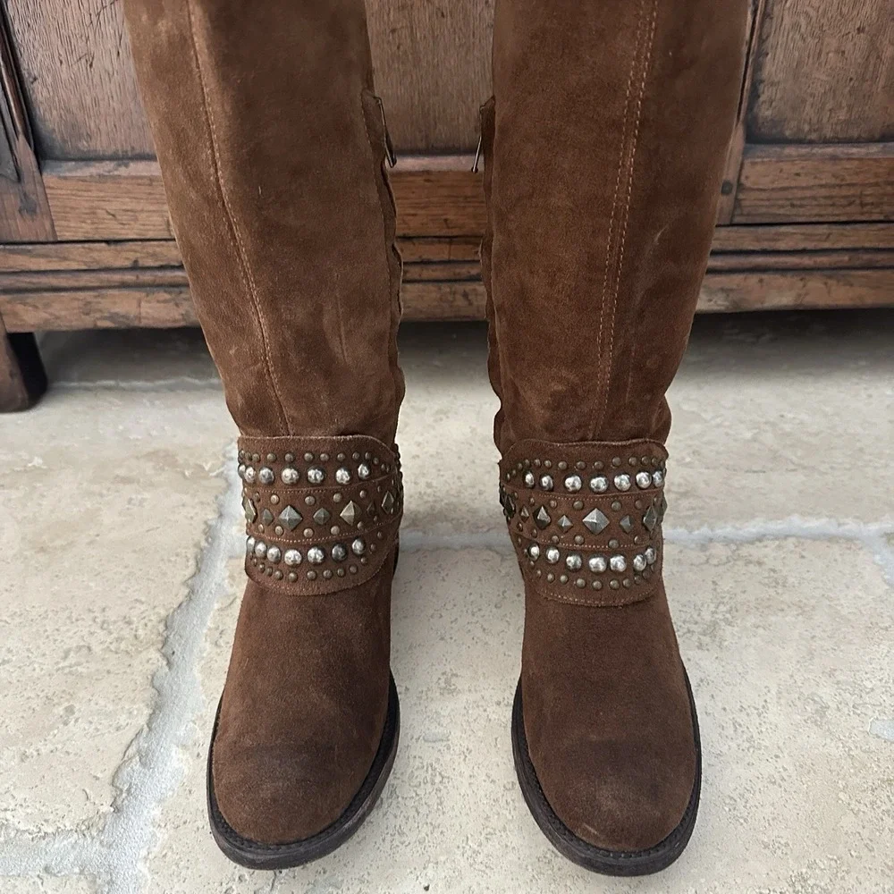 Five Worlds Cordani Sanchez Boots Women's Size 6.5B Suede Leather‎ Above Knee